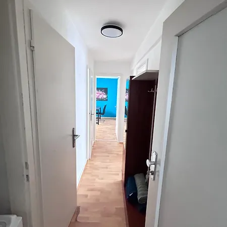 Zentrale