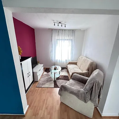 Zentrale *